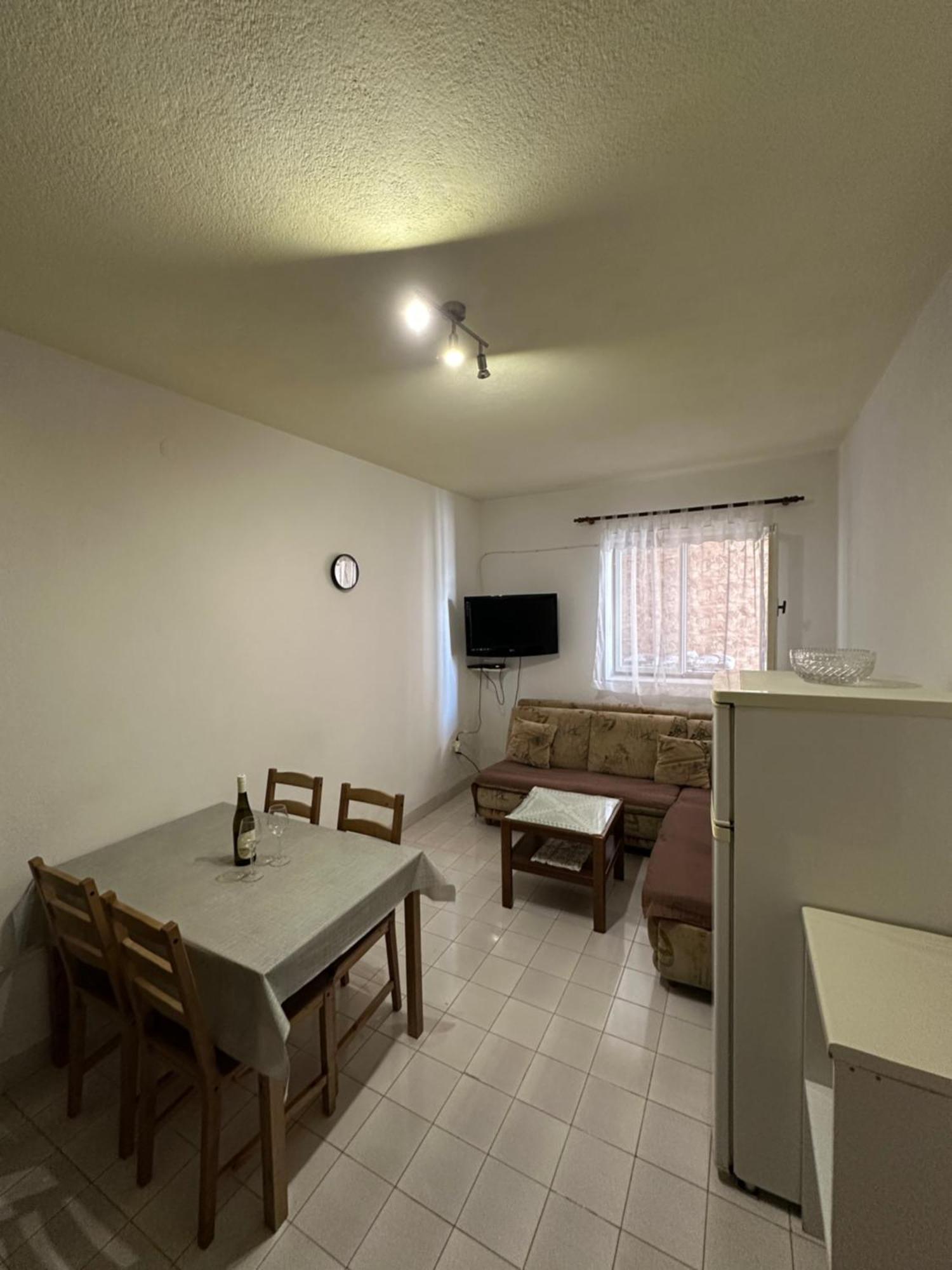 Apartmani Jurica I Ankica Brela Bagian luar foto
