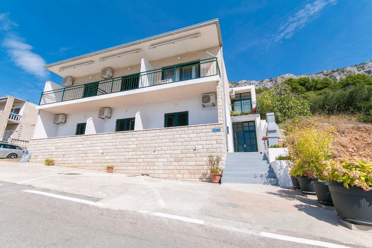 Apartmani Jurica I Ankica Brela Bagian luar foto
