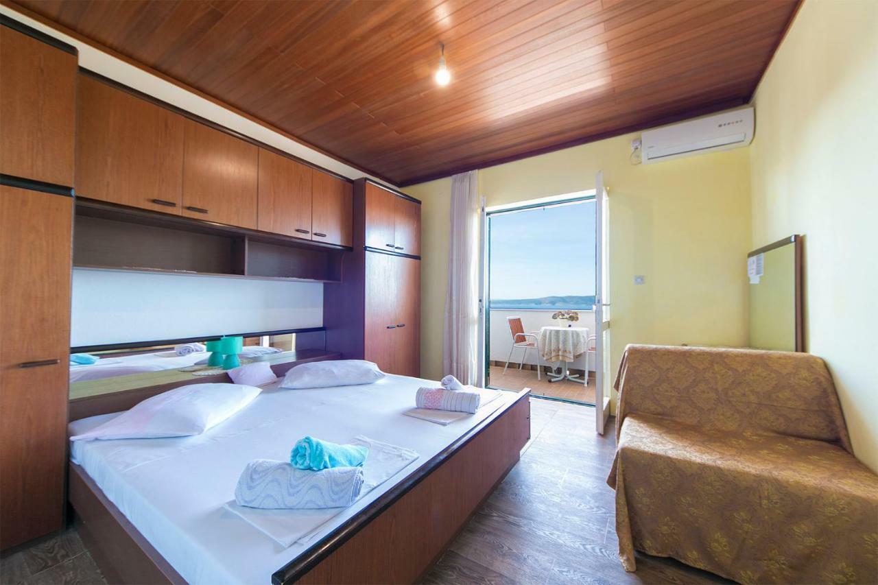 Apartmani Jurica I Ankica Brela Bagian luar foto
